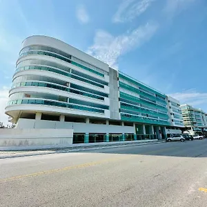 3 Quartos Em Frente A Do Apartamento
